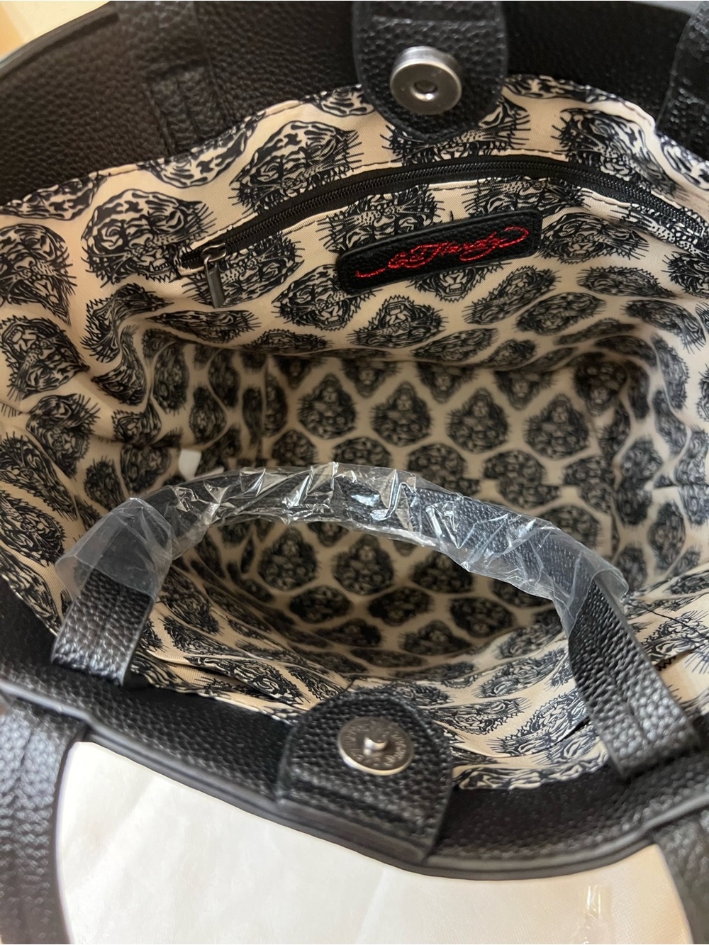 Ed Hardy Rose Skull Tote / hand Bag NWT - Picture 11 of 13